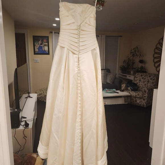 CASABLANCA ivory Bride Strappless Wedding Dress Size 4 - Picture 2 of 16